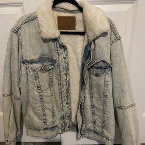 American Eagle faux fur acid wash denim bomber jacket-LARGE